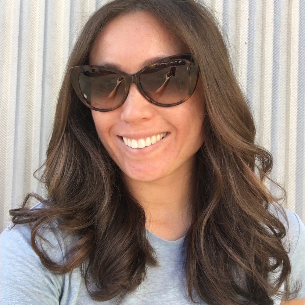 Meet your Posher, Christina